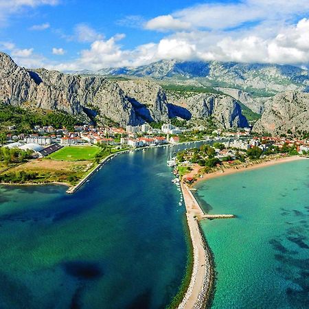 Lovely Apartment In Omis With Kitchenette Екстер'єр фото
